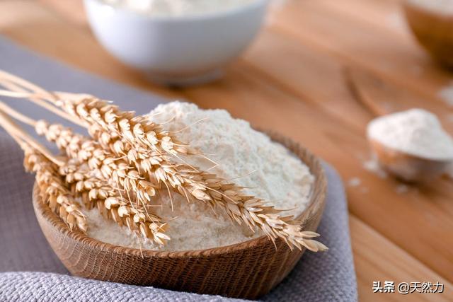 生粉的作用和用法
:淀粉、生粉和面粉的区别和在烹饪中正确的用途？